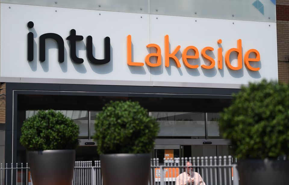 The owner of Lakeside and the Trafford Centre, Intu Properties, has collapsed into administration after failed talks with lenders