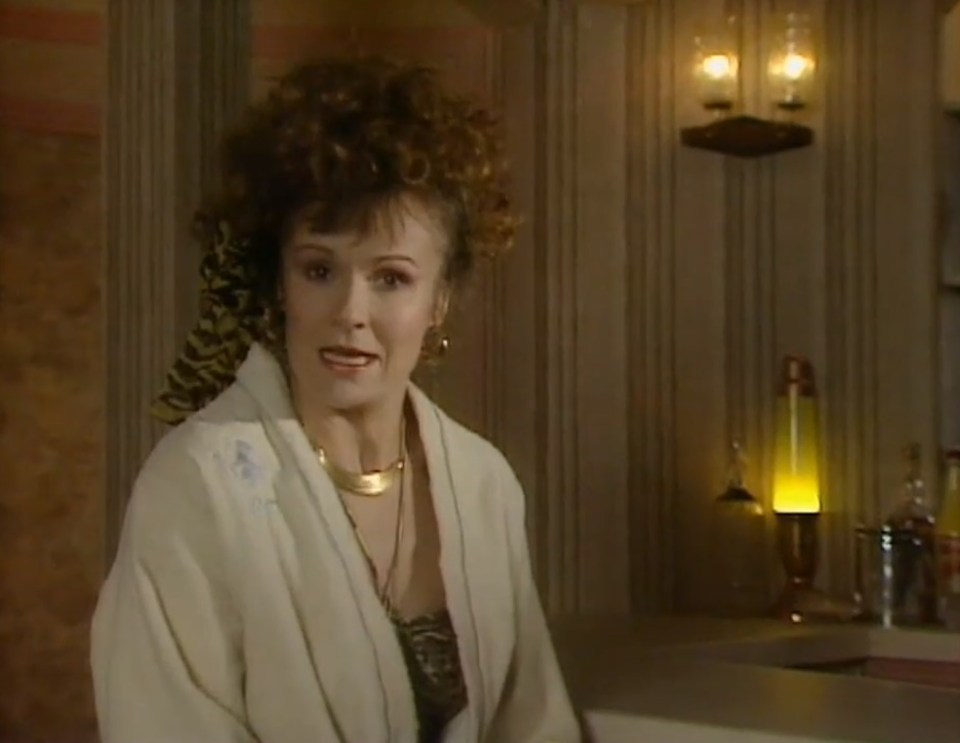 Julie Walters played Lesley in Her Big Chance