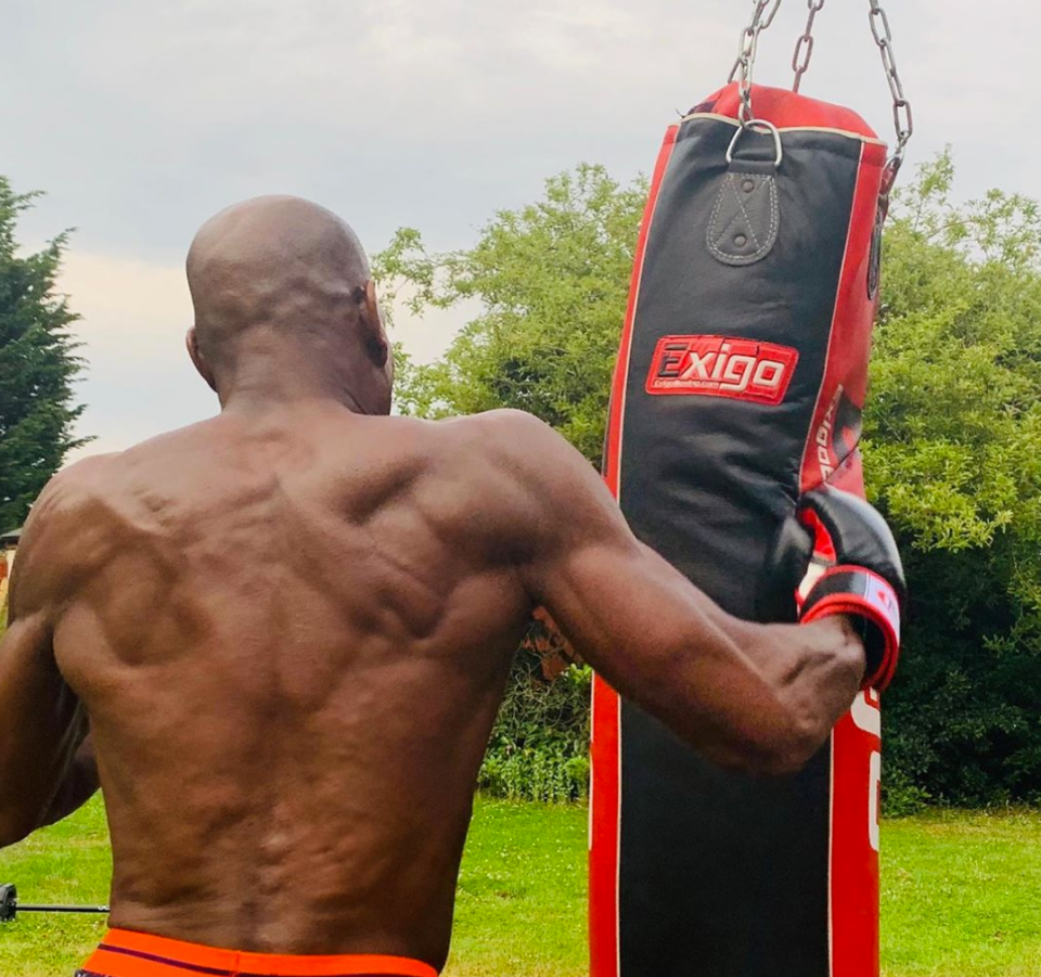 Boxing fans want to see Frank Bruno, 58, fight Mike Tyson, 53, after the boxing legend shared this impressive picture on social media