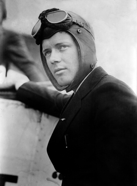 Charles Lindbergh defeats Franklin Roosevelt in the 1940 Presidential election in the alternative history storyline