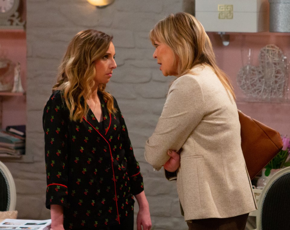 Fans believe Kim will kill Andrea after she blackmailed her and forced her to leave the village