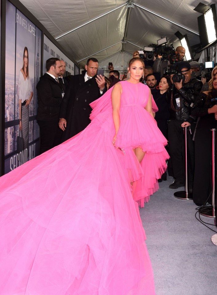 As elegant as always, Jennifer Lopez hit the red carpet wearing a full tulle style dress