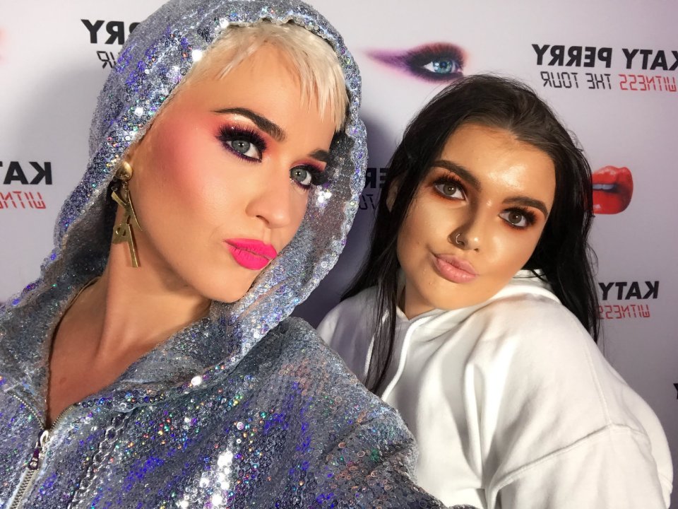 Ria (right) with her idol Katy Perry