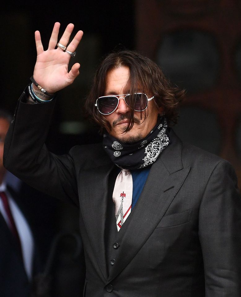 Johnny Depp is said to have gone on a booze and drugs bender after dropping off his daughter at school