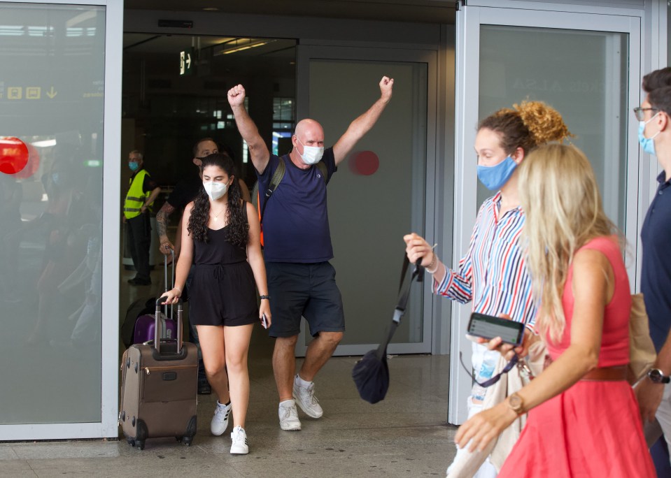 This man was clearly happy to arrive in Malaga