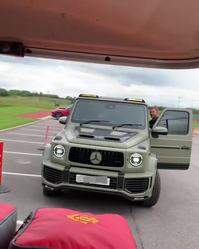 Pogba even pointed out Marcus Rashford's flash motor