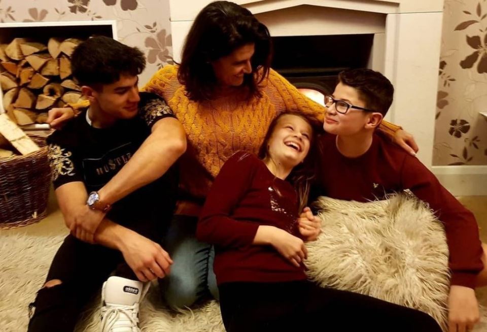 Dawn is mum to Joshua, 17, Jake, 12, Olivia, 11