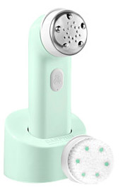 The L’Institut Facial Sonic Cleansing Expert is a two-in-one cleansing and facial massage device