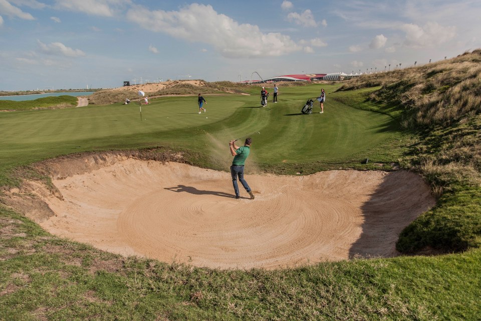 UFC execs have been taking to the green to play golf