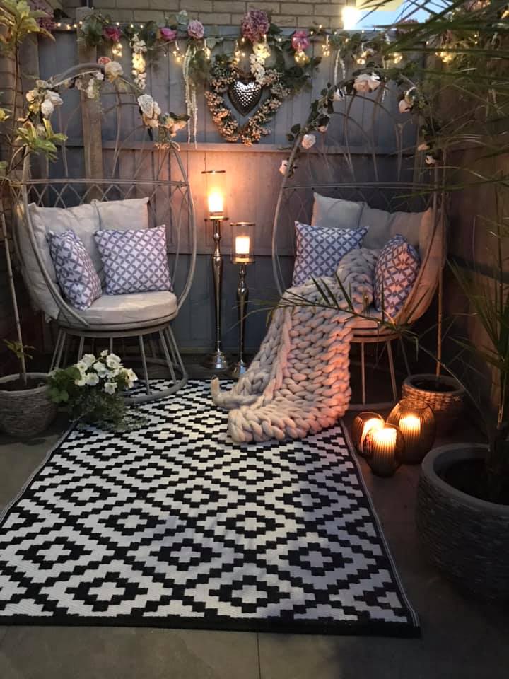  After: A cosy and chic outdoor space