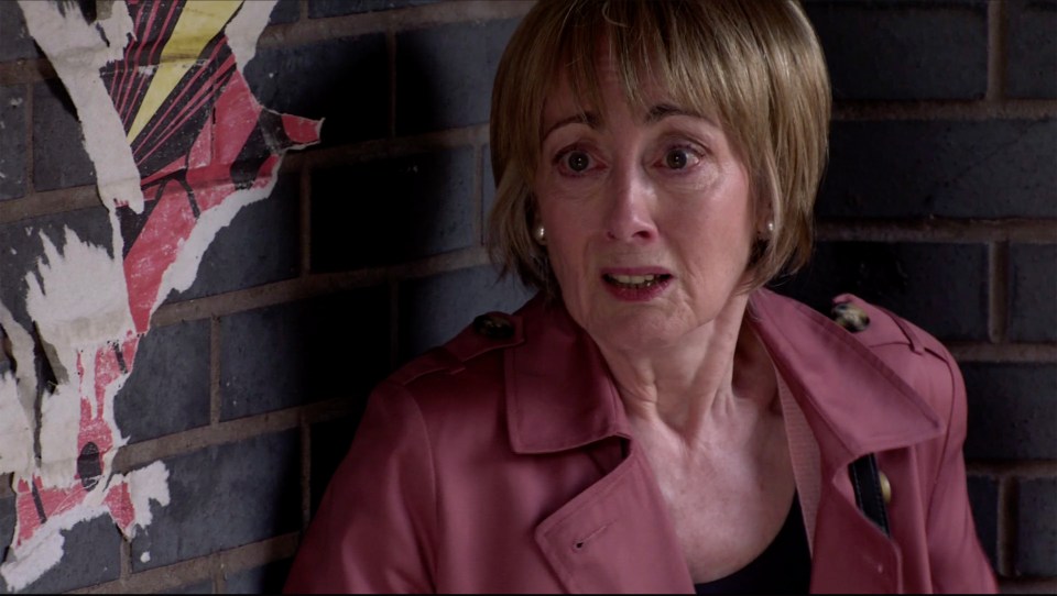 Paula Wilcox has revealed her character Elaine will be rejected by son Tim when she arrives on the cobbles 