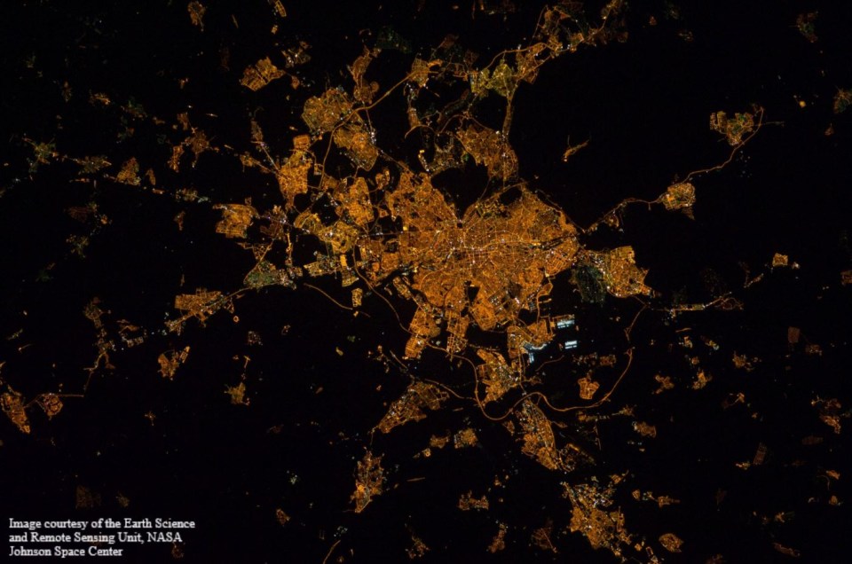 This image shows the light being omitted from Madrid at night