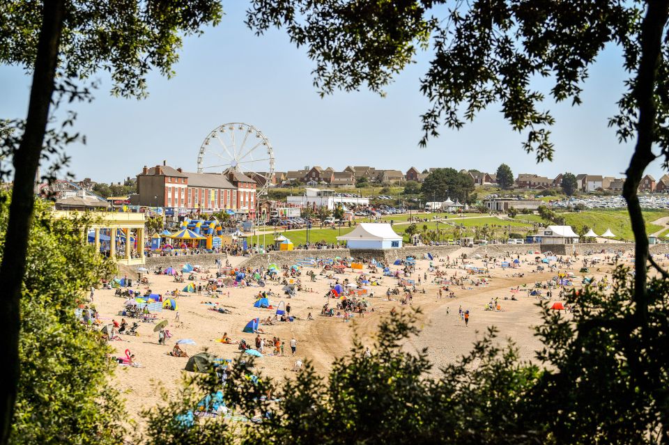 Barry Island beach in Wales looks idyllic in the sunshine