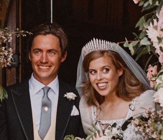 Princess Beatrice appeared ‘shy’ and ‘self-diminishing’, according to a body language expert