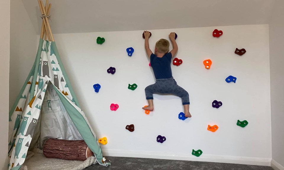 Mum Zuzanna Jaskolka decided to crate an epic indoor climbing wall 