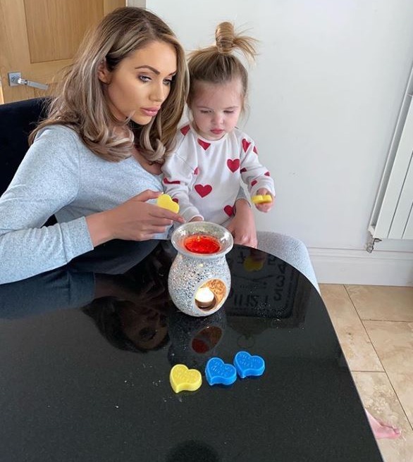 Polly helps mum Amy advertise a wax melt scent from Village Wax Melts