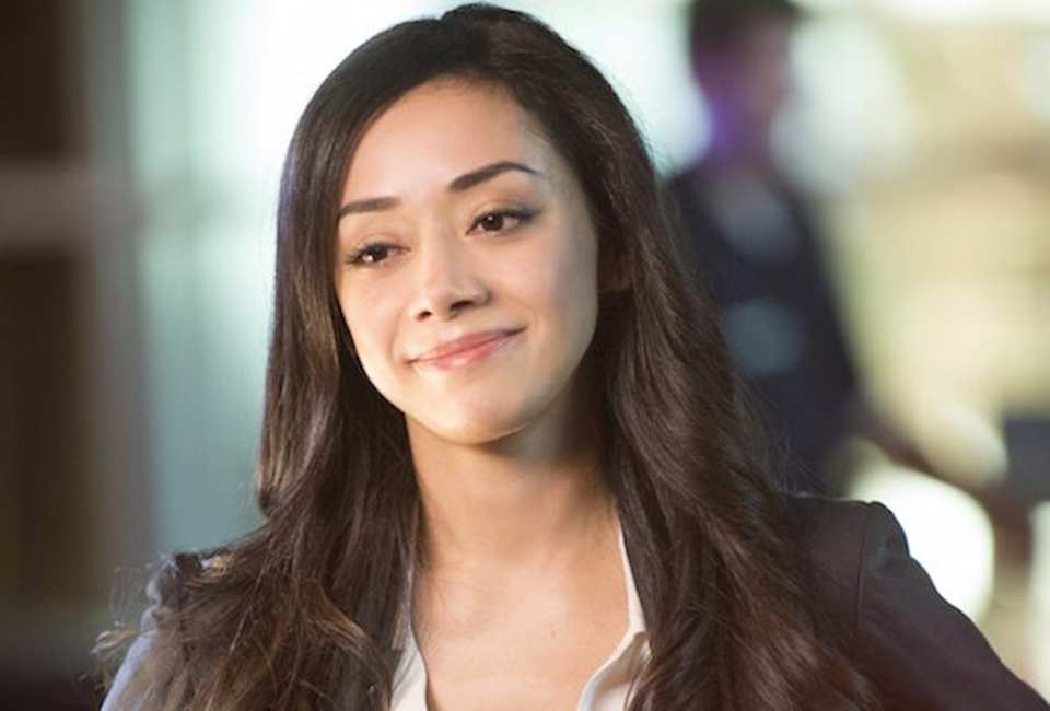  Aimee Garcia plays Ella Lopez