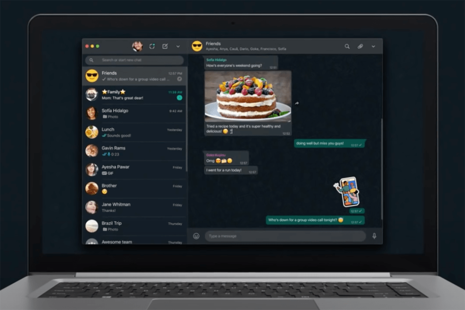 The desktop version of WhatsApp has finally got Dark Mode