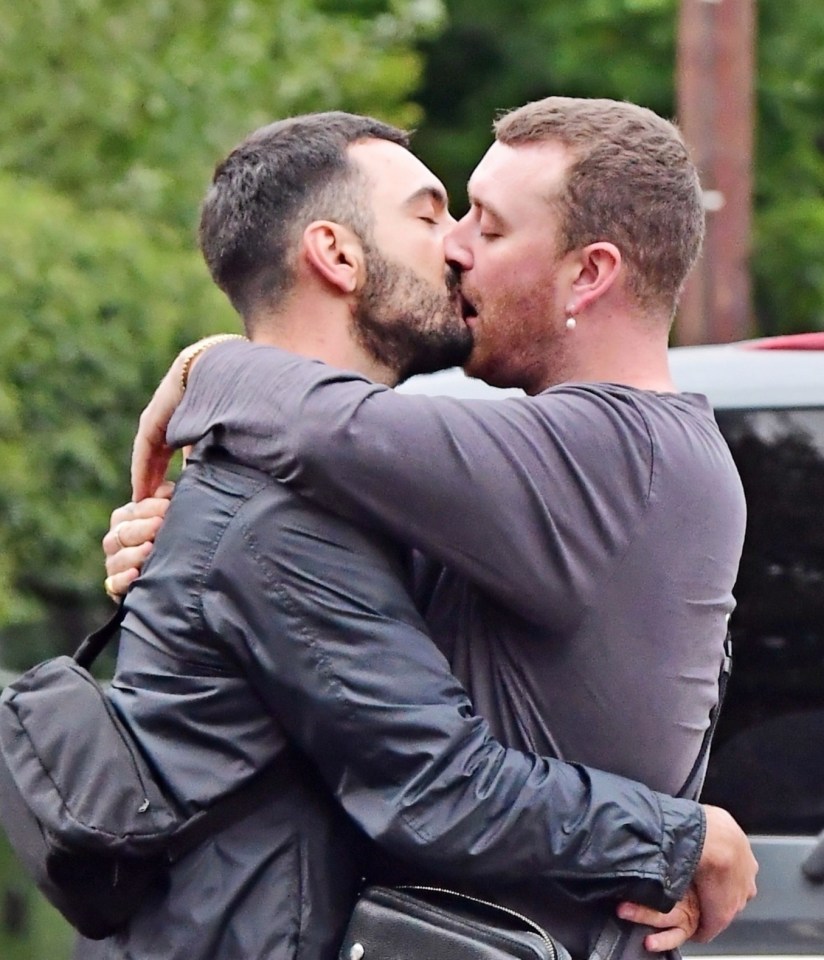 Sam Smith was seen kissing new man Francois Rossi outside a pub