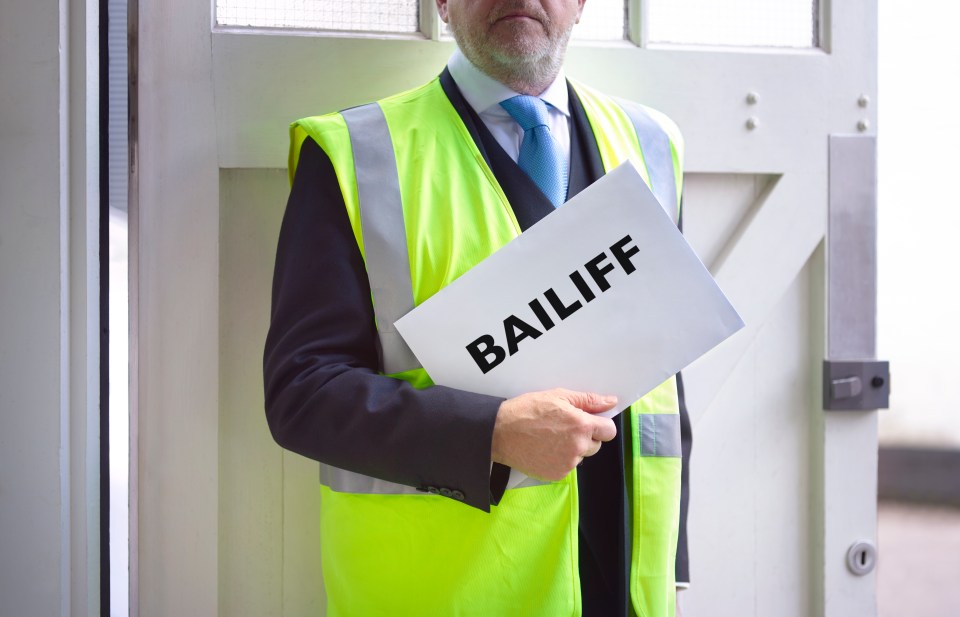 Bailiffs will be allowed to make home visits again from Monday once a temporarily ban is lifted