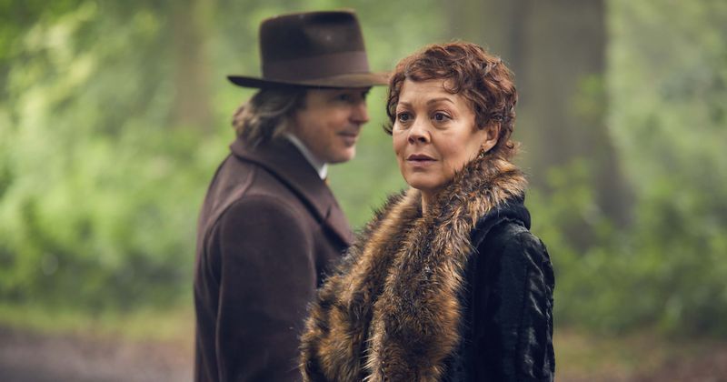 Helen McCrory will be back as Polly Gray