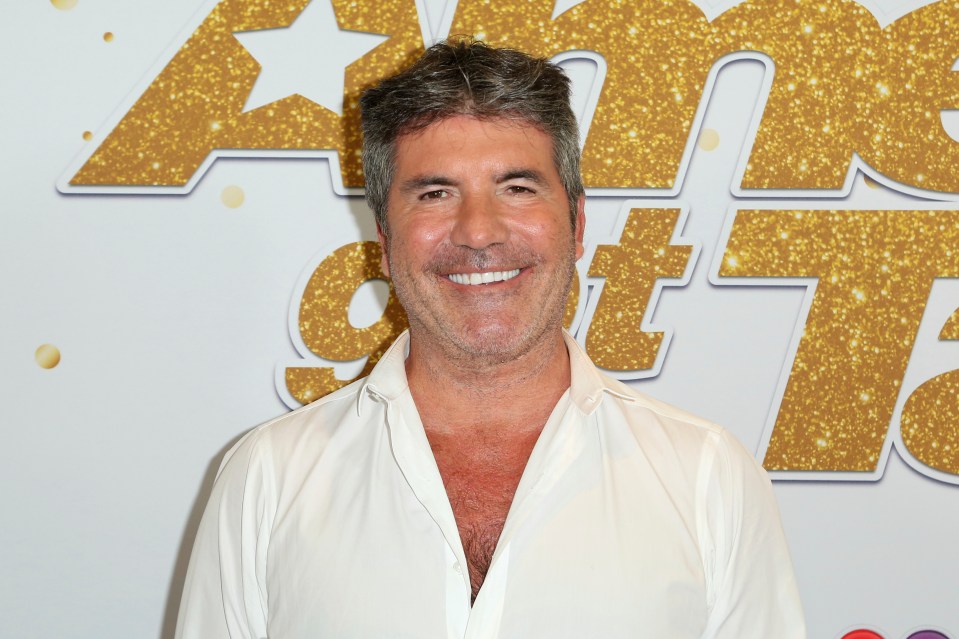 Simon Cowell has thanked Kelly Clarkson for replacing him on America's Got Talent