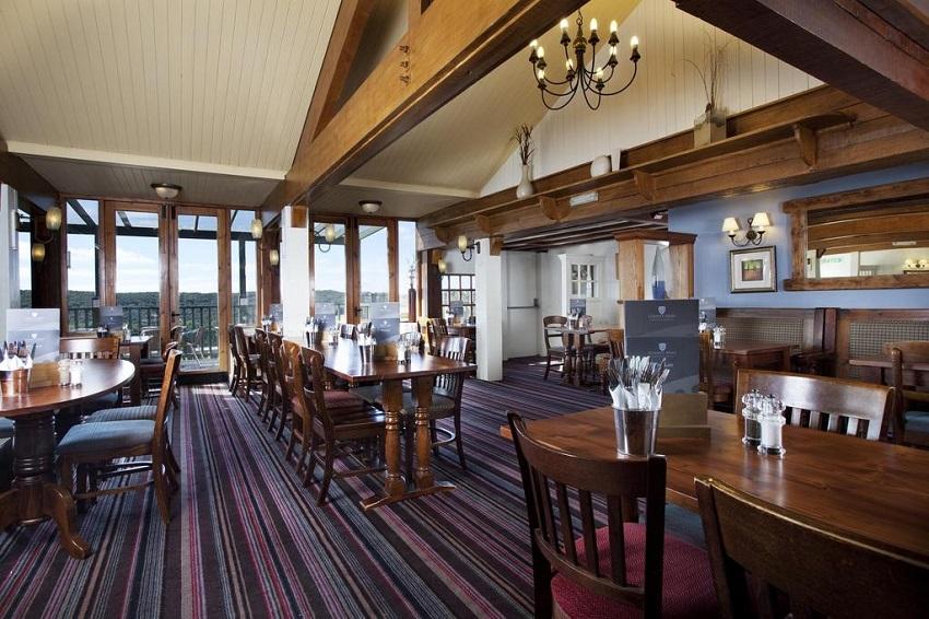 The County Arms is surrounding by the stunning Cornish countryside