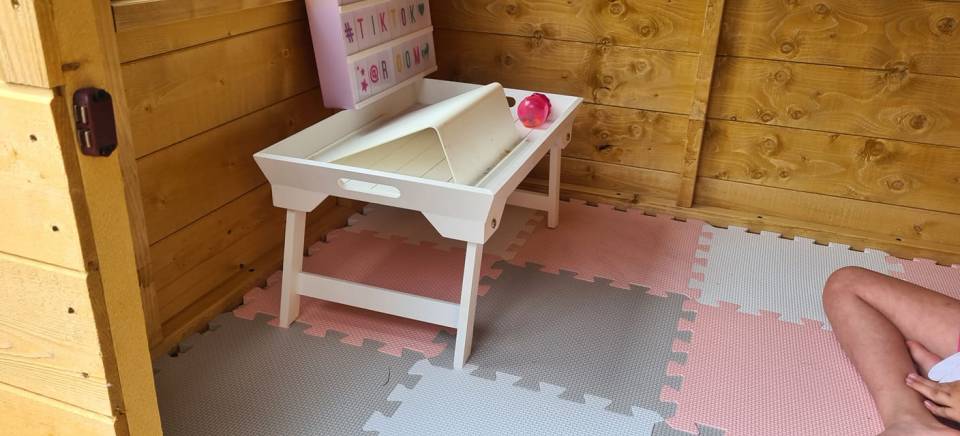 Another mum used the mats in her daughter's play house