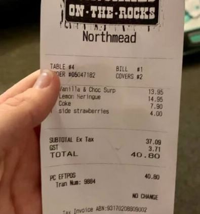 The kind family paid for the entire bill which was $40.80 (£22)