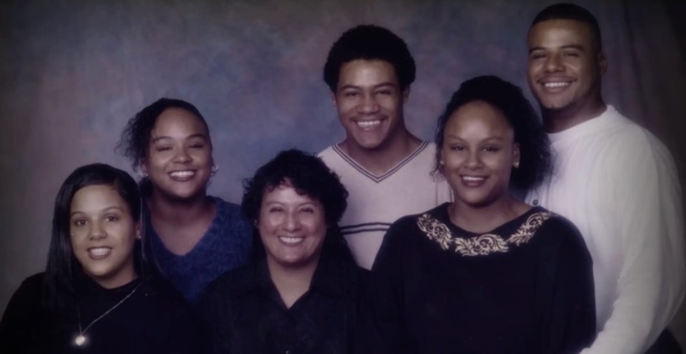 Alonzo (middle) pictured with his mum and siblings