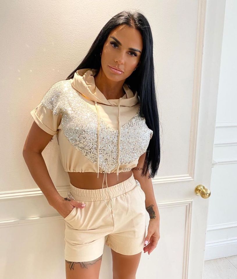 Katie Price has quit social media for two weeks to concentrate on her health