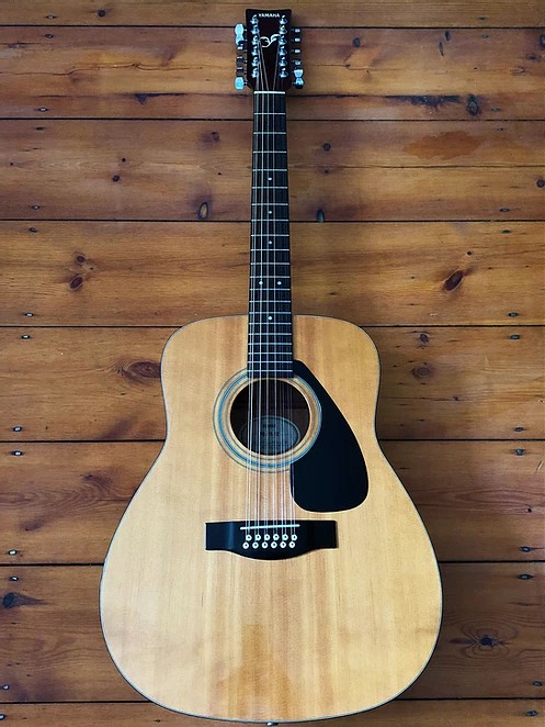 Hire this £250 1994 Yamaha guitar for just £5 a day