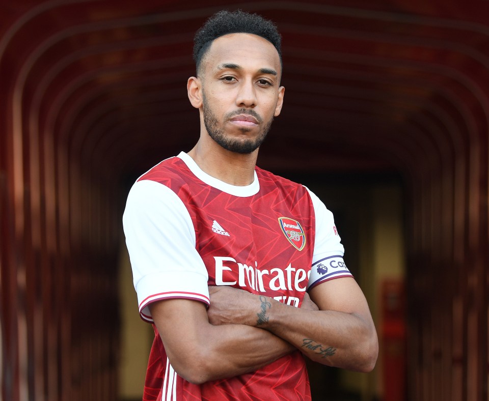 Barcelona 'failed with late Aubameyang transfer move' before captain signed new £350,000-a-week contract