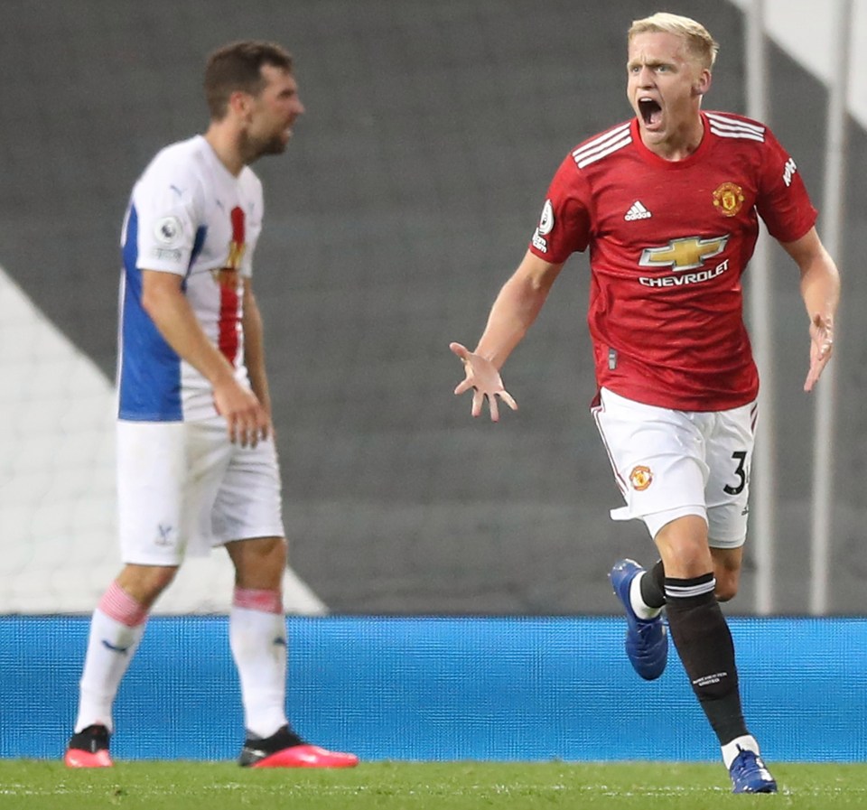 Sub Donny van de Beek enjoys his debut goal  as he cuts the Man Utd deficit to 2-1