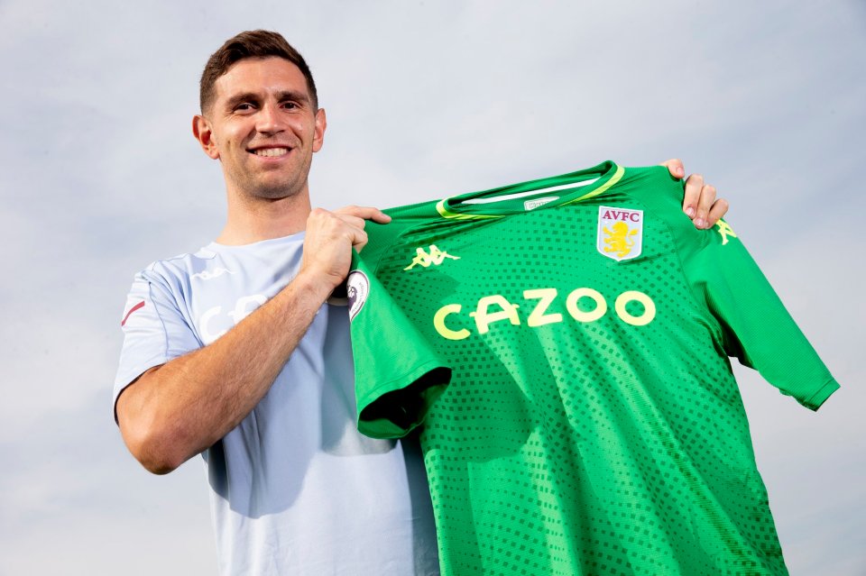 The stopper is moving to be Villa's No1 and has penned a four-year deal