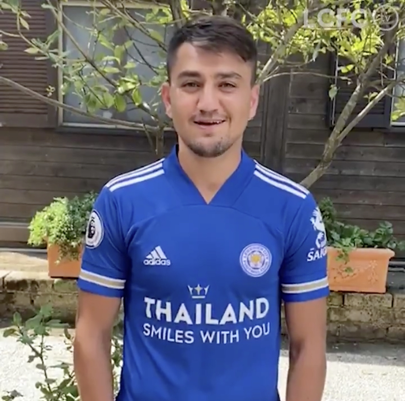 Leicester City have signed Cengiz Under on loan for the season from Roma