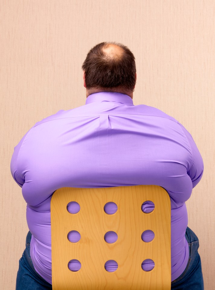 Being obese can increase cardiovascular risk through factors such as high levels of bad cholesterol 