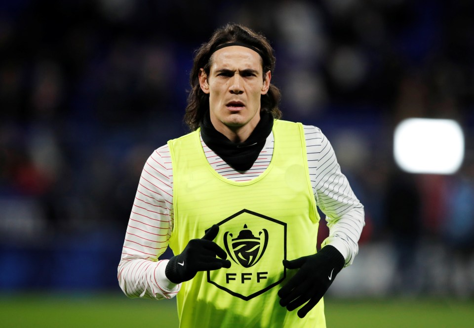 Edinson Cavani offered his services to Barcelona