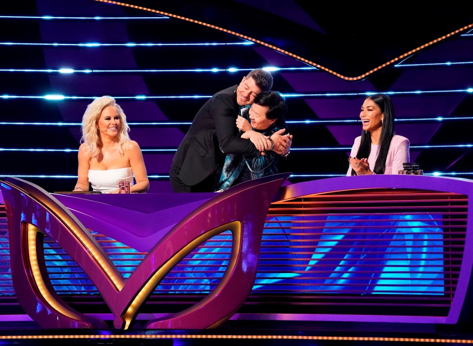 Jenny McCarthy, Robin Thicke, Ken Jeong and Nicole on the Masked Singer panel