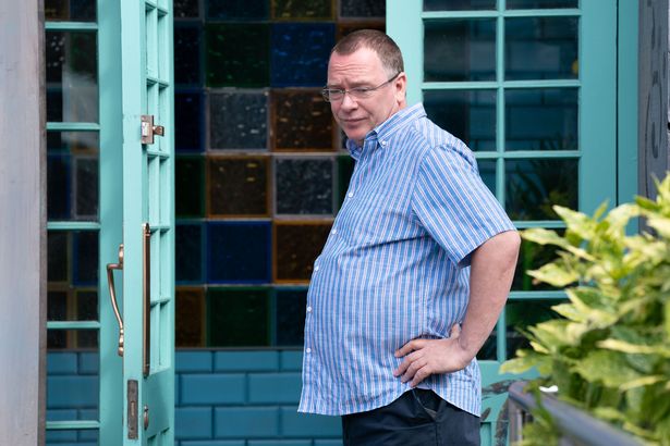 The actor was snapped looking portly on the set of EastEnders last year