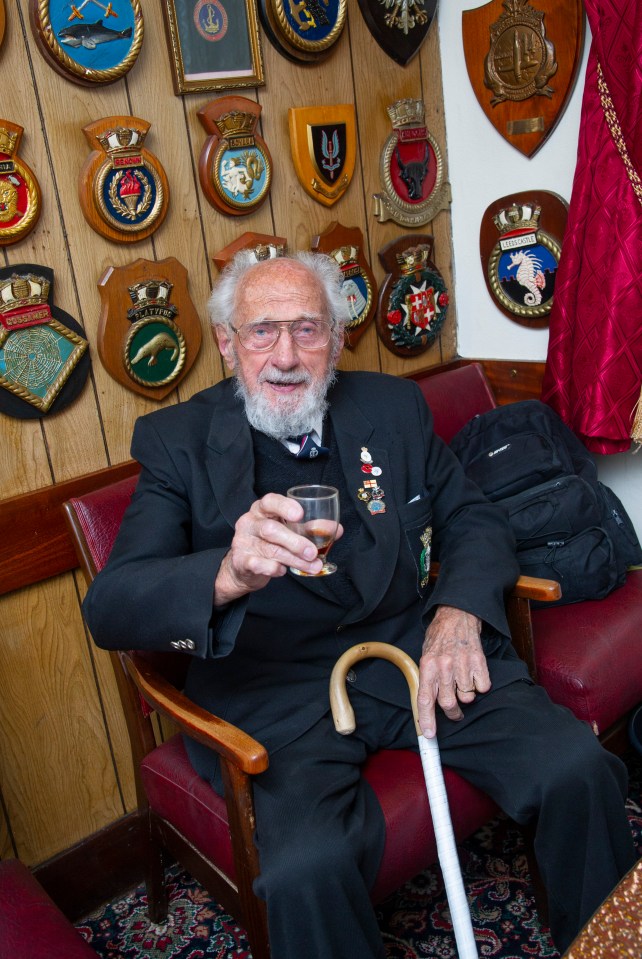 The West Bromwich Royal Navy Association has been helping veterans deal with isolation amid the Covid pandemic (pictured is 99-year-old Vet Vic Taylor)