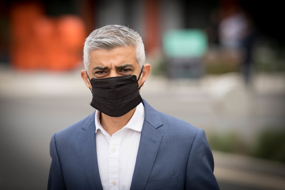 Londoners could be made to wear face masks in pubs and restaurants under Sadiq Khan's plans