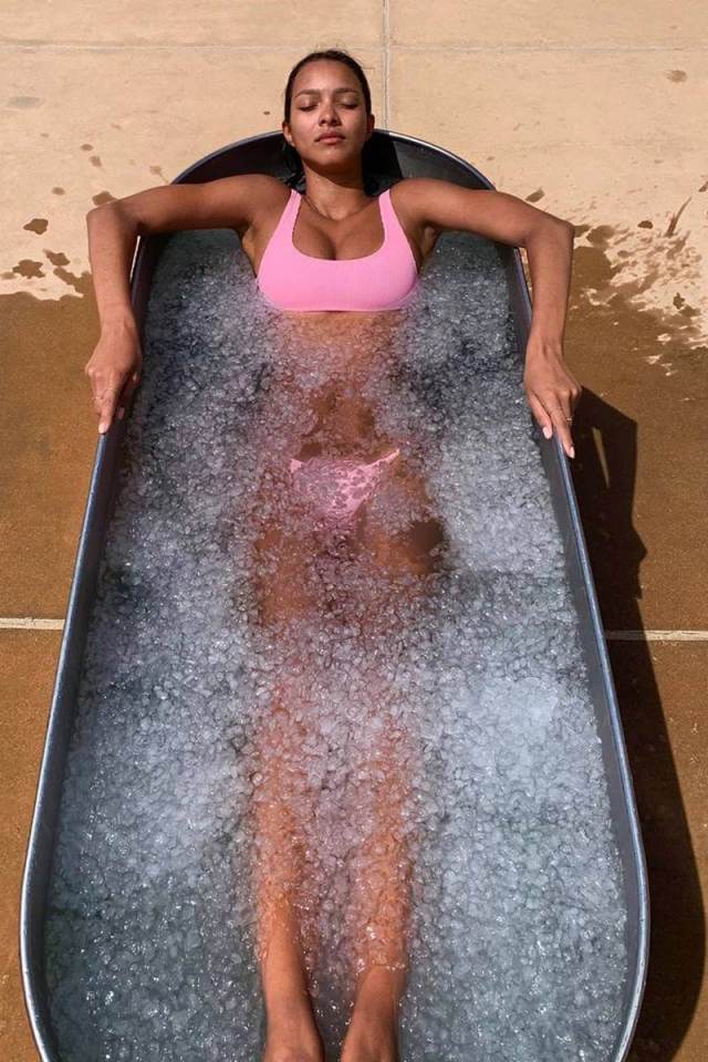 Victoria’s Secret model Lais Ribeiro is among the A-listers that enjoys these baths 