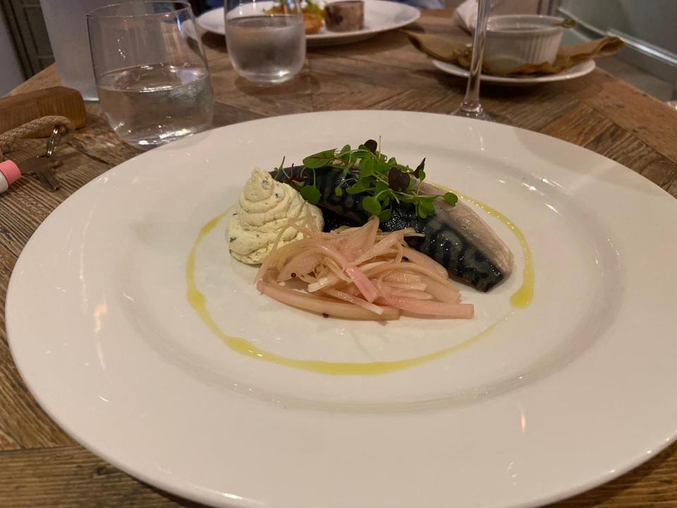 The soused mackerel starter