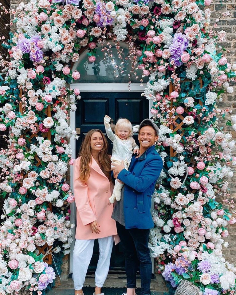  Stacey Solomon's immaculate utility room is kitted out in flowers - just like her front door