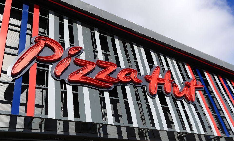 Pizza Hut is closing 29 restaurants