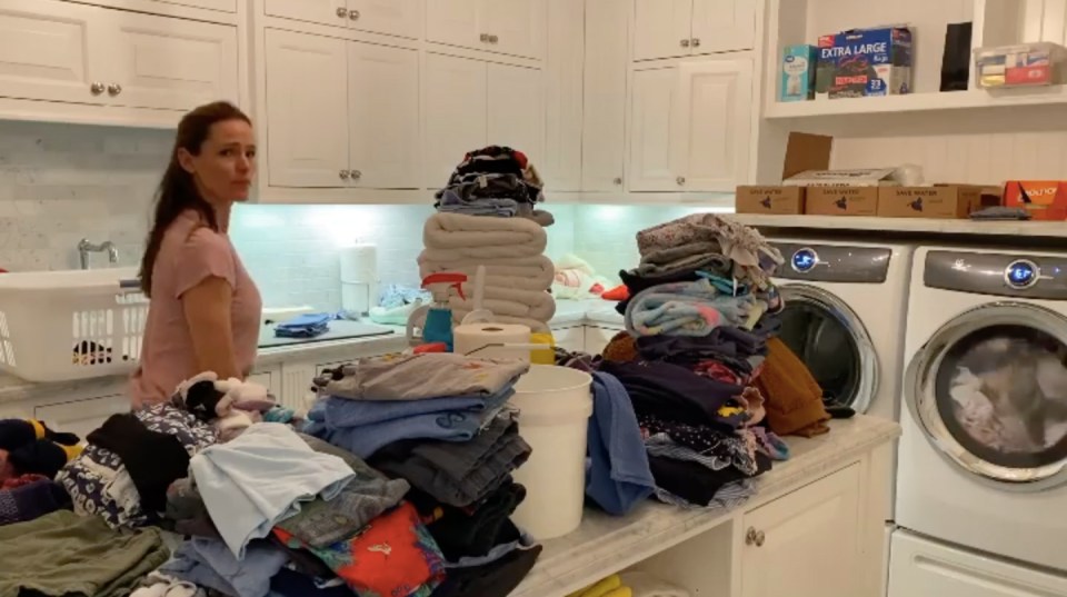 Jennifer Garner has an enormous laundry room