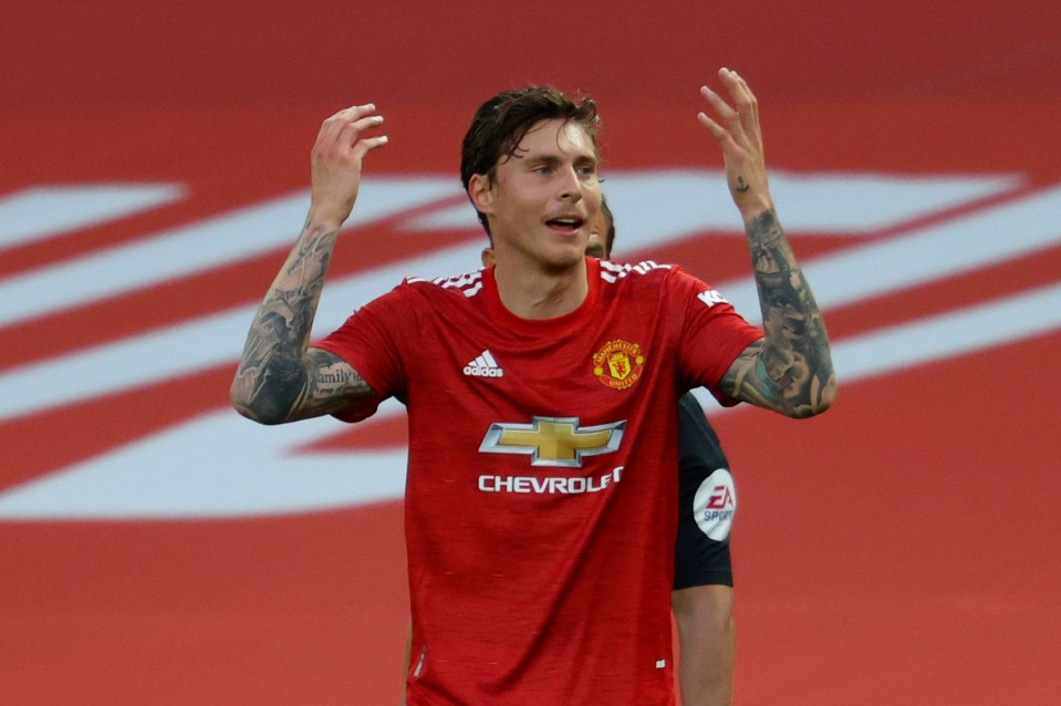 Victor Lindelof had a nightmare dealing with Wilfried Zaha and Palace