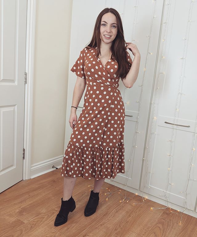 Lauren Reynolds' entire outfit cost just 40p - after she picked up both her dress and boots for 20p at jumble sales