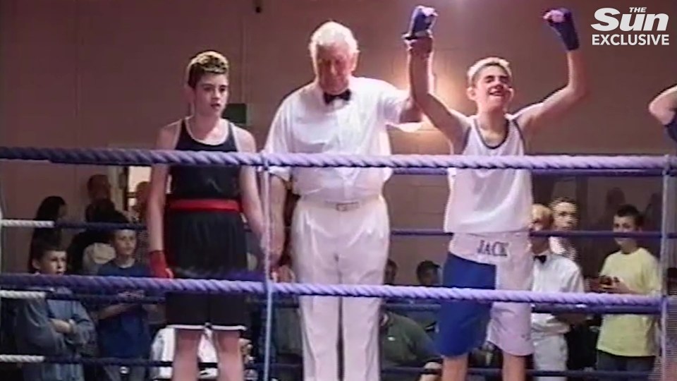 Fincham, right, has rediscovered his love for boxing after initially giving it up aged 16